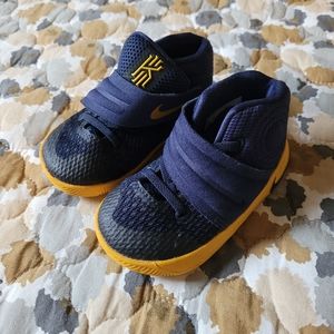 Nike Toddler Kyrie Size 5